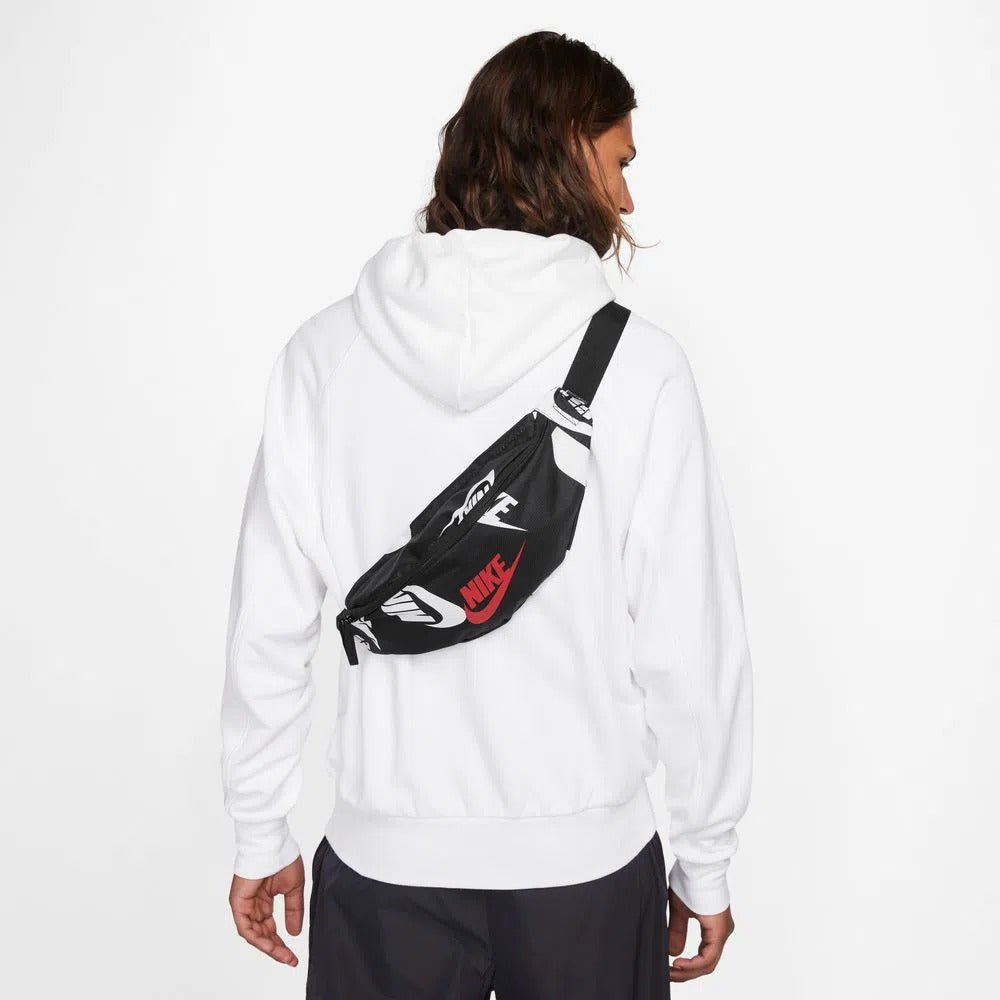 BOLSO NIKE HERITAGE | DQ5930 - 010 NIKE - CalzadosPaola