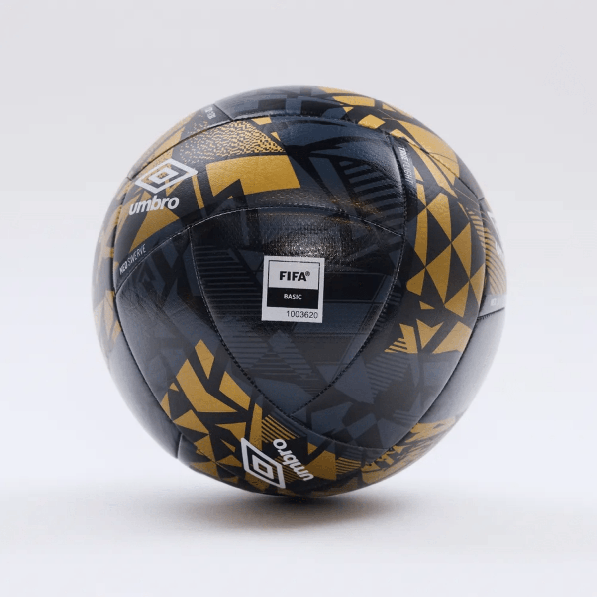 PELOTA UMBRO NEO SWERVE N5 | 21402U - 796 UMBRO 5,0 - CalzadosPaola