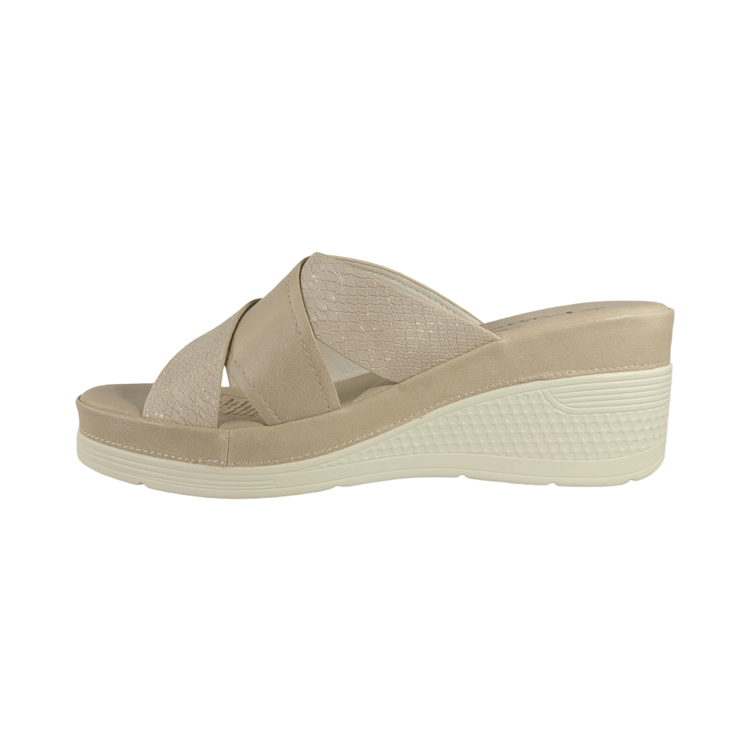 SANDALIAS BY PASS BEIGE MUJER Y4212 - 3A BY PASS 35 - CalzadosPaola