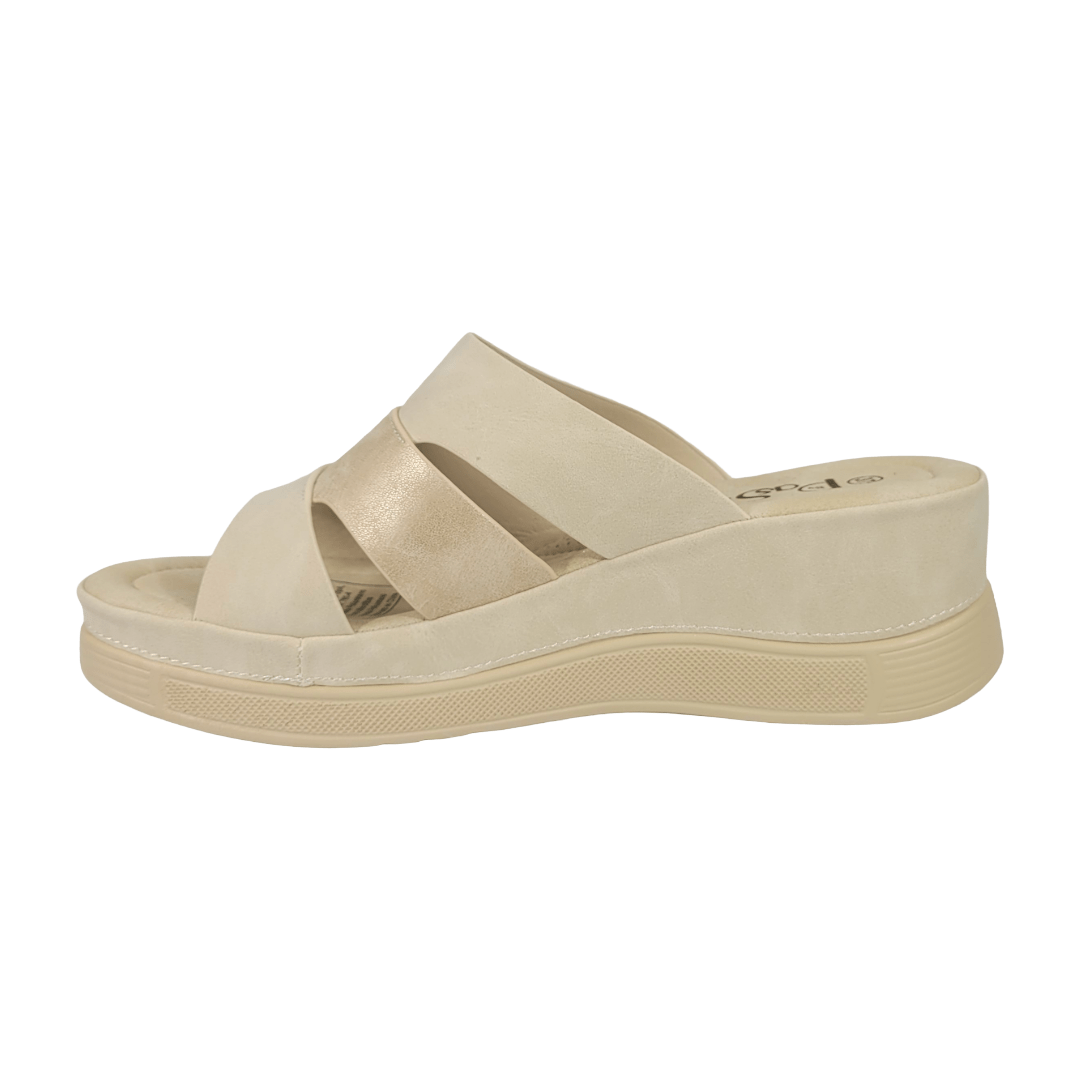 SANDALIAS BY PASS BEIGE MUJER Y9657 - 3A BY PASS 35 - CalzadosPaola